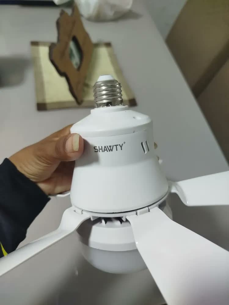 foto de Shawty Lâmpada Ventilador Teto Silencioso Com Controle Remoto 3 Velocidades Timer 3 Níveis De Luz Led Ideal Quarto Sala Cozinha Escritório