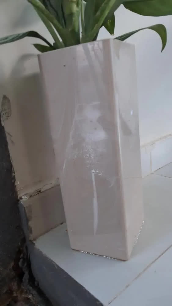 foto de Vaso De Plantas E Flores Marmorizado Sala Cozinha 30cm Cores Marrom-claro Marmorizado