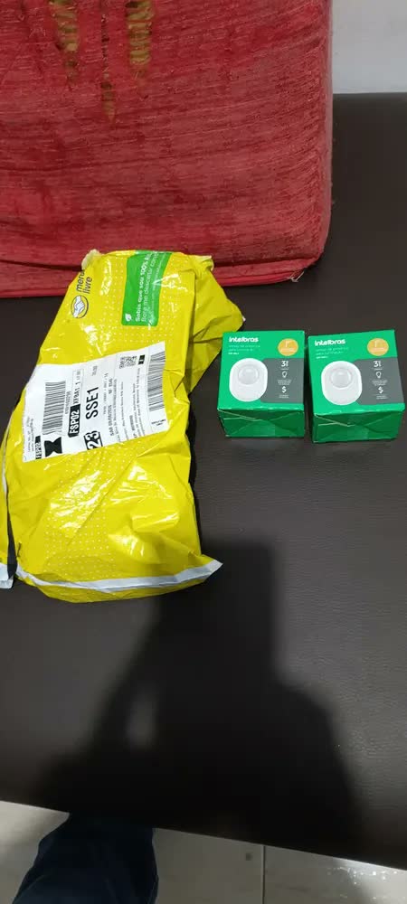 foto de Interruptor Sensor De Presença Iluminação Intelbras Espi360a Branco
