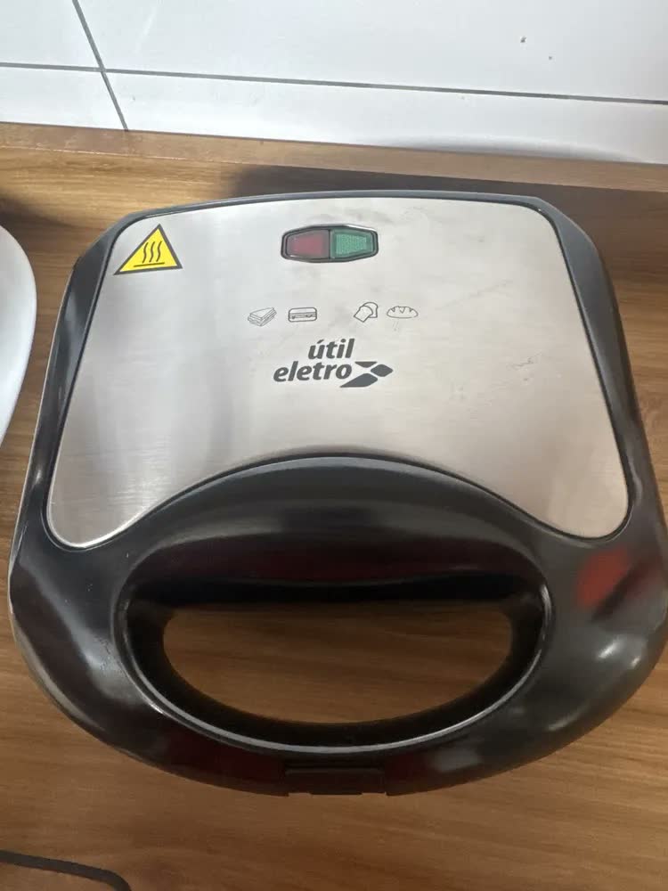 foto de Sanduicheira Elétrica Luxe Grill 2 Em 1 Antiaderente Multiuso Compacta 750w Inox 110v Ex Decor