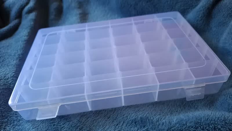 foto de Caixa Organizadora Com 36 Divisórias Grande Transparente para Componentes