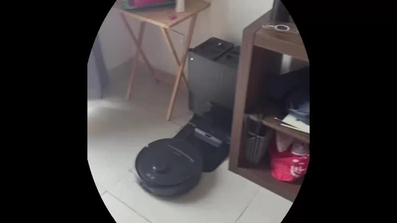 foto de Robô Aspirador Roborock Qr598 Com Mop E Controle App Preto