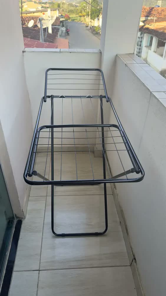 foto de Varal Roupas De Chão Com Abas Portátil 20kg Branco
