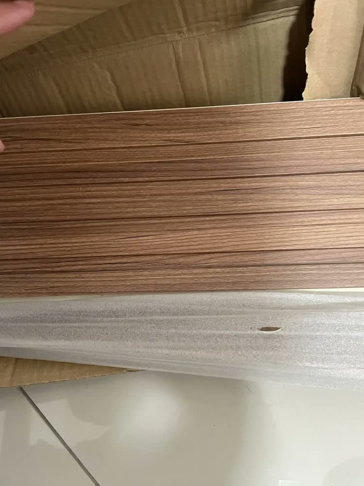 foto de Painel Ripado Wpc Parede Teto Easy Talatto 270x15cm Cor Carvalho
