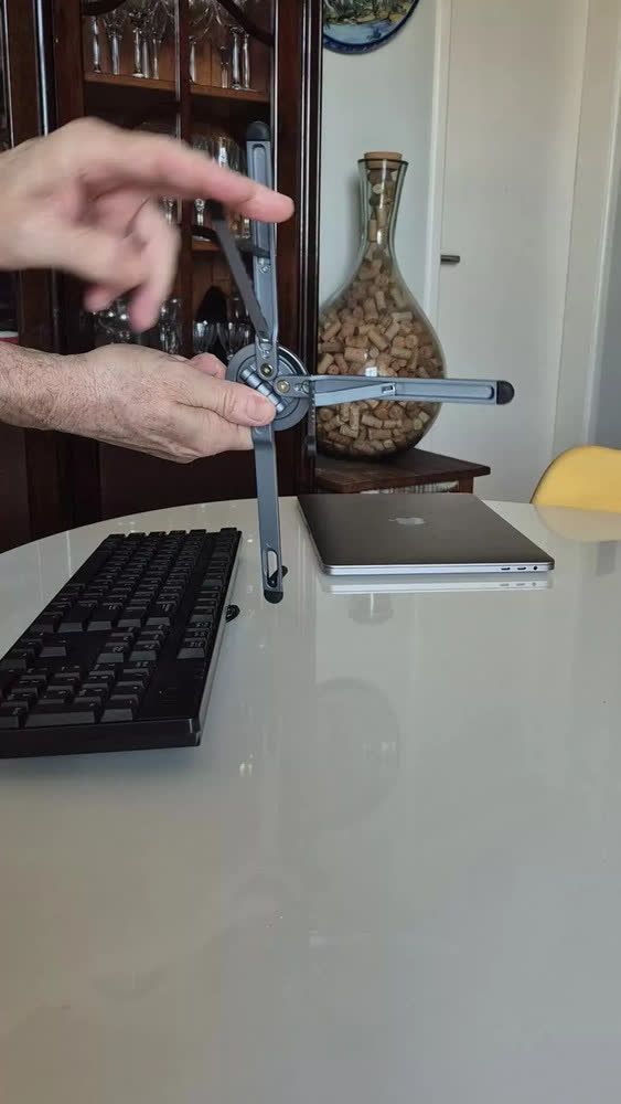 foto de Suporte Magnético De Mesa Portáti Para Notebook E Celular Preto