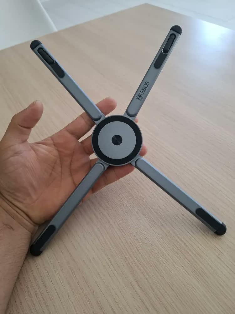 foto de Suporte Magnético De Mesa Portáti Para Notebook E Celular Preto