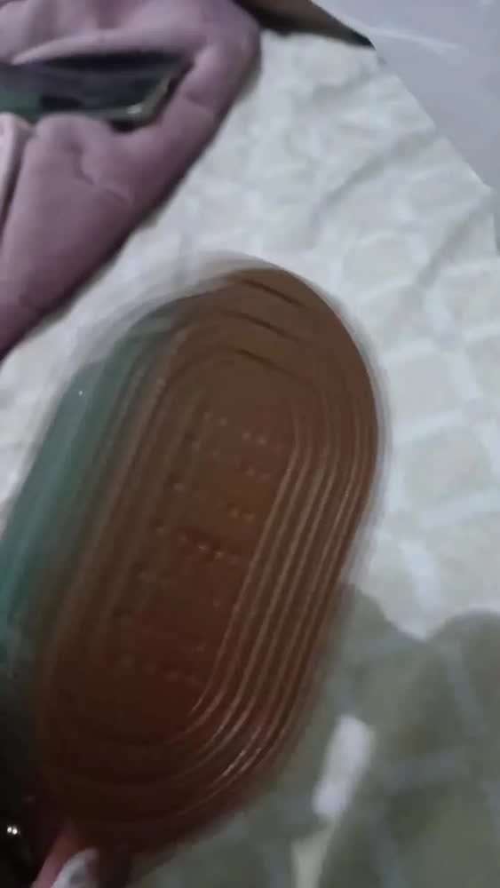 foto de Mini Ferro De Passar Roupa A Vapor Bolsa Viagem Bivolt Cor Verde-escuro CTRPRIME