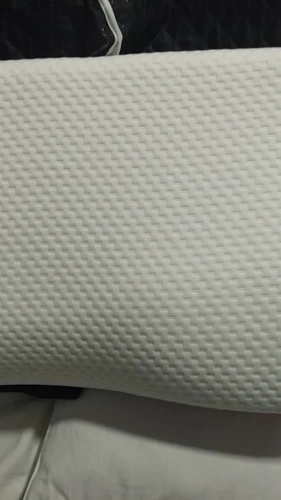 foto de Travesseiro Cervical de Espuma Viscoelástica com Carvão Ativado, Para Alívio da Dor no Pescoço e Coluna