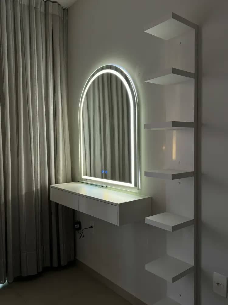 foto de Espelho Led Oval Base Reta Salão 100 X 90 Touch Screen Moldura Branco Neutro 4000k