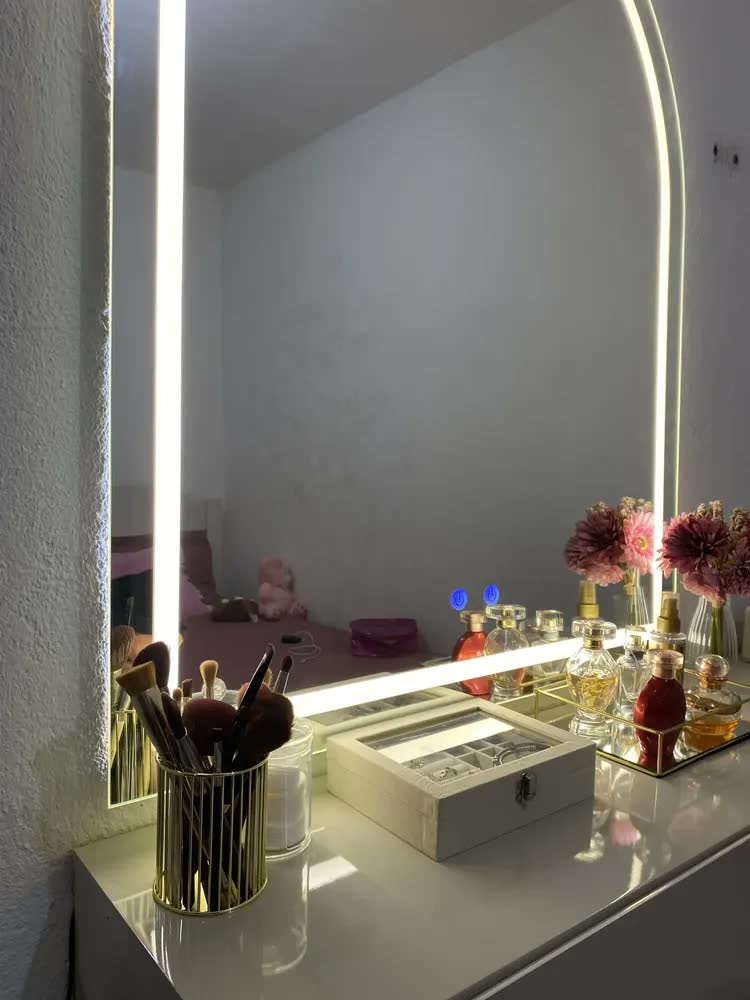 foto de Espelho Led Oval Base Reta Salão 100 X 90 Touch Screen Moldura Branco Neutro 4000k