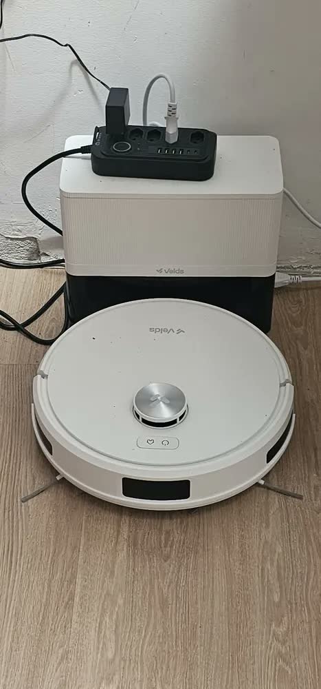 foto de Robô Aspirador Velds V50 Pro, Base Autolimpante Mop Duplo Giratório 10000pa Mapeamento Avançado, Branco