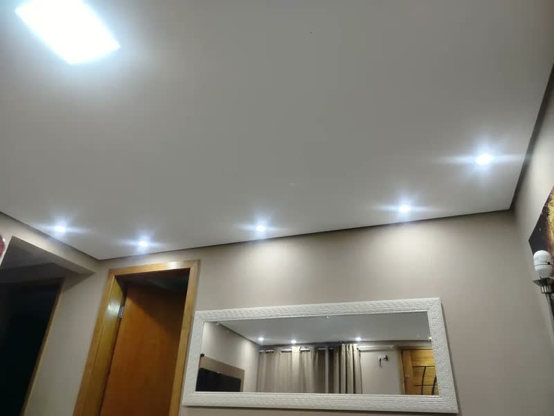 foto de Kit 10 Spot Led Embutir 7w 6500k Branco Frio 110v/220v Bivolt Quadrado Branco Cod: Alut000602 Alut