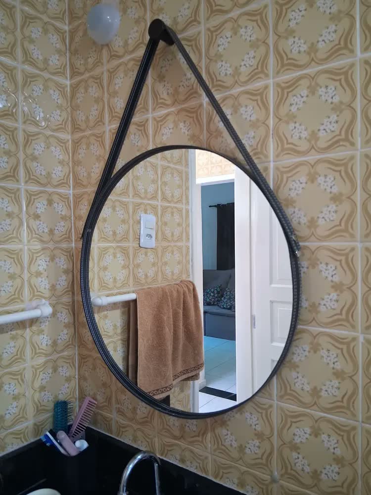 foto de Espelho Adnet Decorativo Redondo Alça Couro 60cm Caramelo