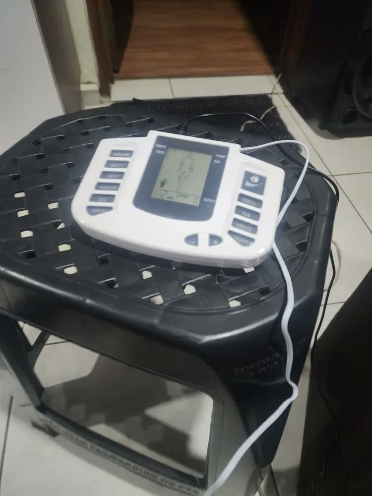 foto de Aparelho De Fisioterapia Choque Elétrico Acupuntura