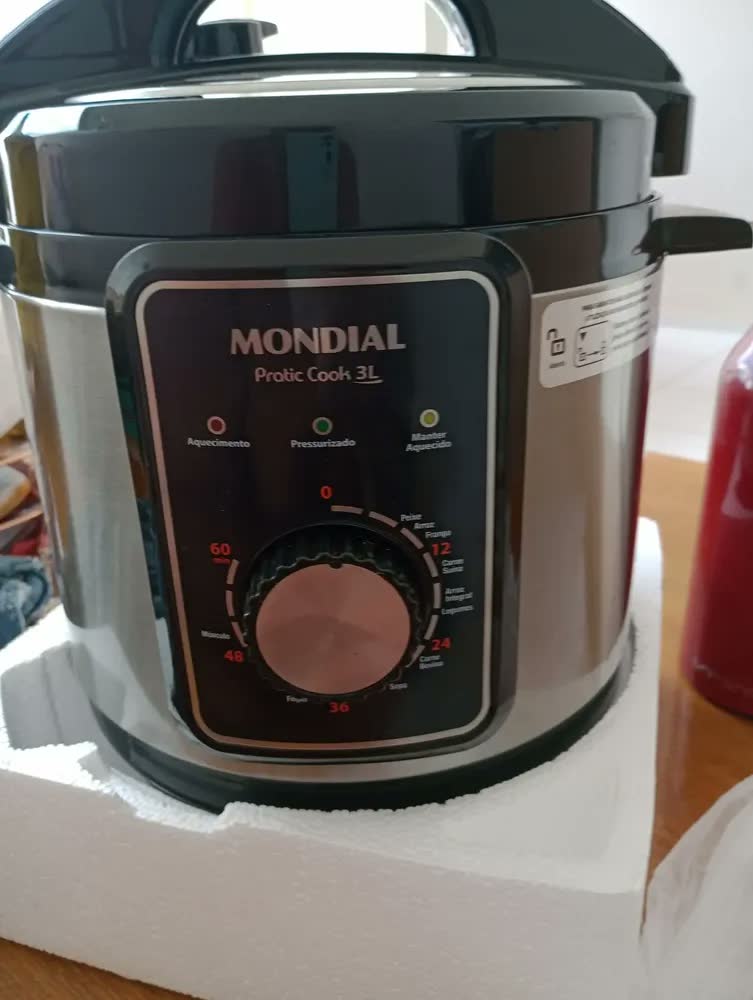foto de Panela De Pressão Elétrica Pe-47 Pratic Cook 700w Mondial Inox Com Preto