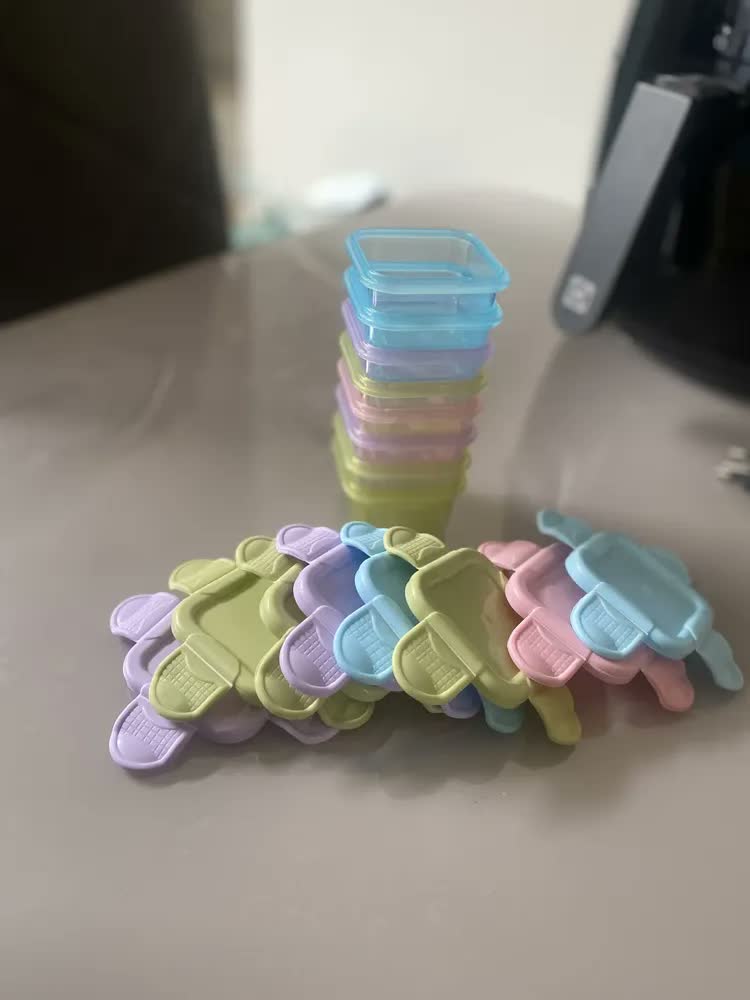 foto de Kit 12 Mini Potes Congelar Papinha Hermético Porta Leite Pó Colorido