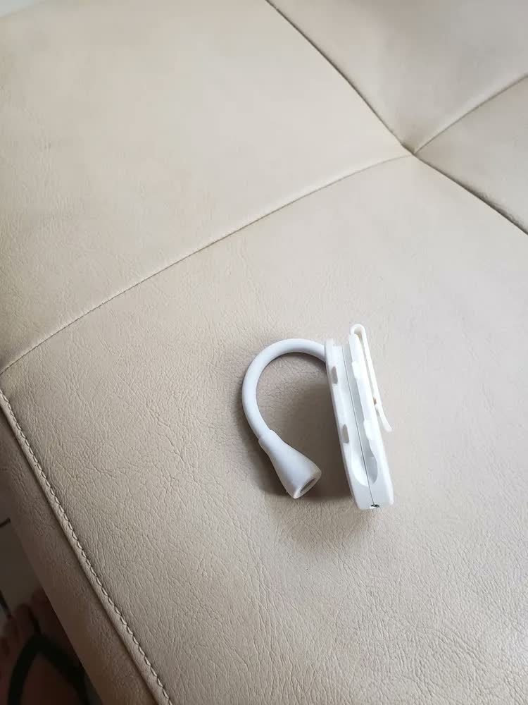 foto de Luz De Led Para Leitura Com Clipe Usb 3 Cores Recarregavel