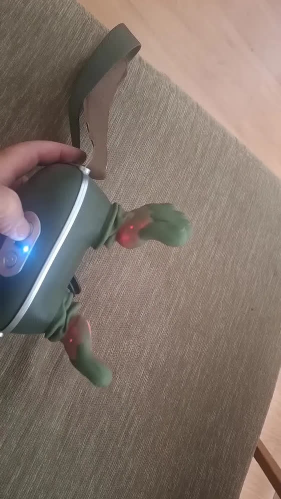 foto de Massageador Pescoco Ombro Recarregavel 3d Com Aquecimento Verde-musgo