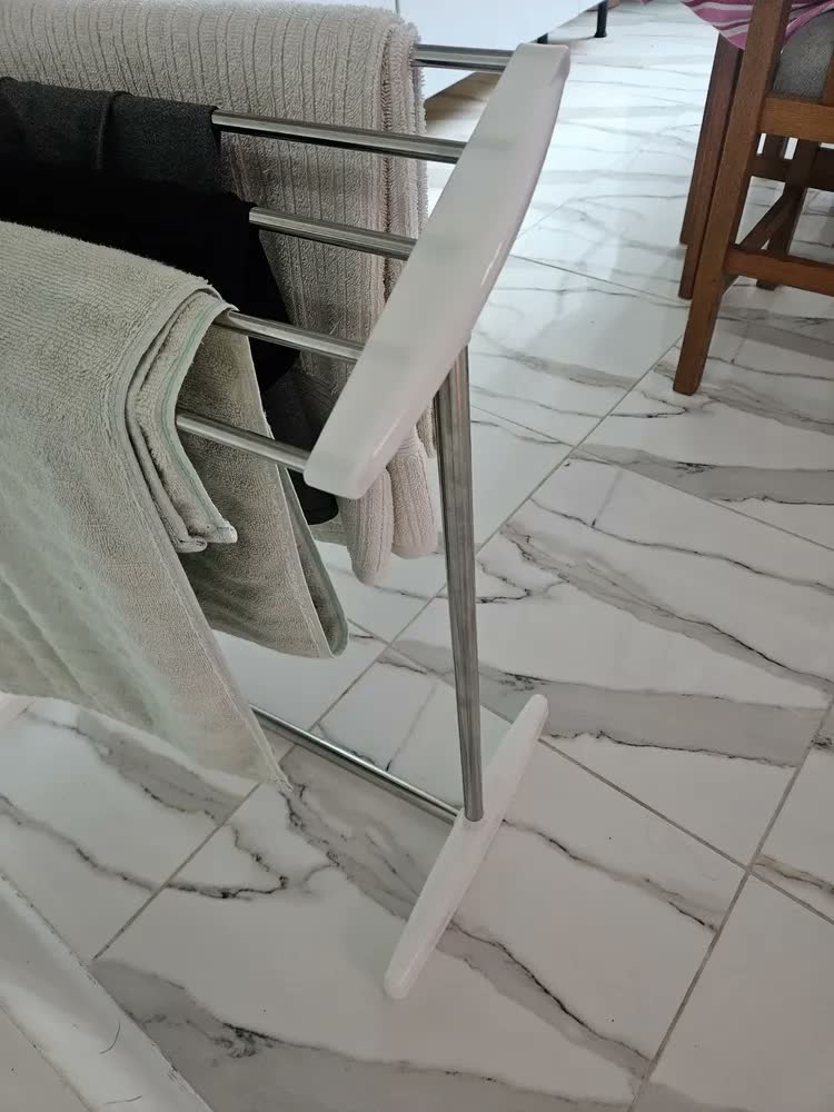foto de Varal De Chão Portátil 5 Hastes Inox Aluminio Roupas Organizador Compacto Toalheiro Varanda - Starhouse