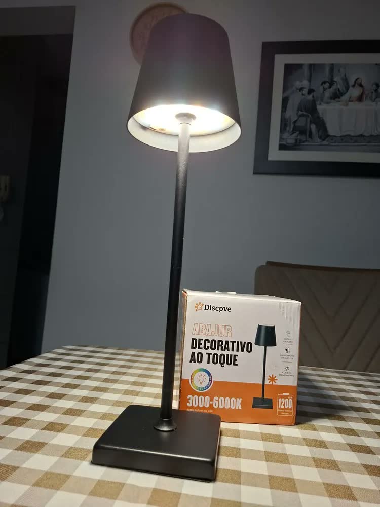 foto de Abajur Mesa Luminária Led Touch 3 Cor Candeeiro Recarregável Cúpula Preto Estrutura Preto