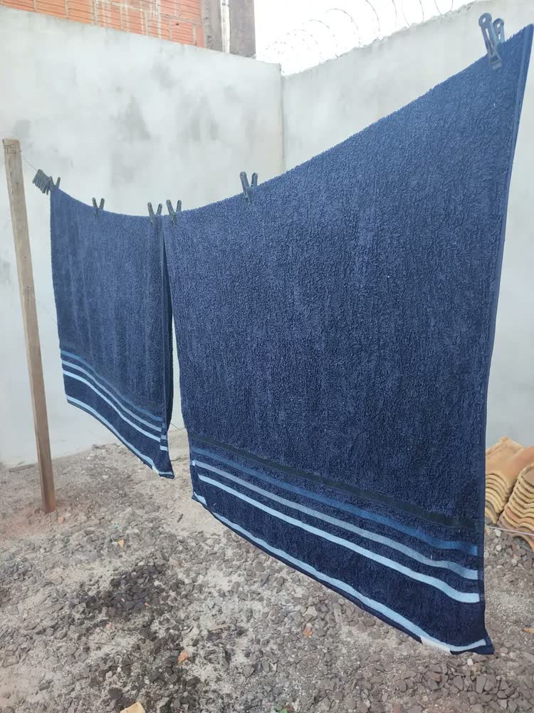 foto de Toalha De Banho Karsten Gigante Macia Algodão Fio Penteado Cor Carbono/cinza