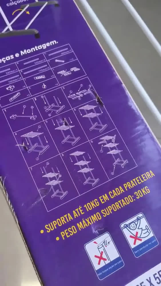 foto de Varal De Chão Cinza Roupa 3 Andares Retrátil Dobrável Liga Metálica Resistente Ideal Para Apartamento