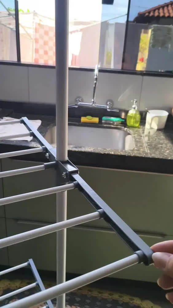 foto de Varal De Chão Cinza Roupa 3 Andares Retrátil Dobrável Liga Metálica Resistente Ideal Para Apartamento