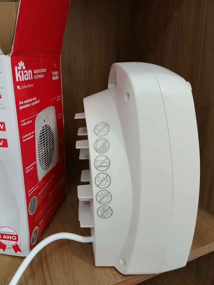 foto de Aquecedor Elétrico 2 Em 1 Kian Preto 1500w Aq100 2 Níveis De Aquecimento + Ventilação
