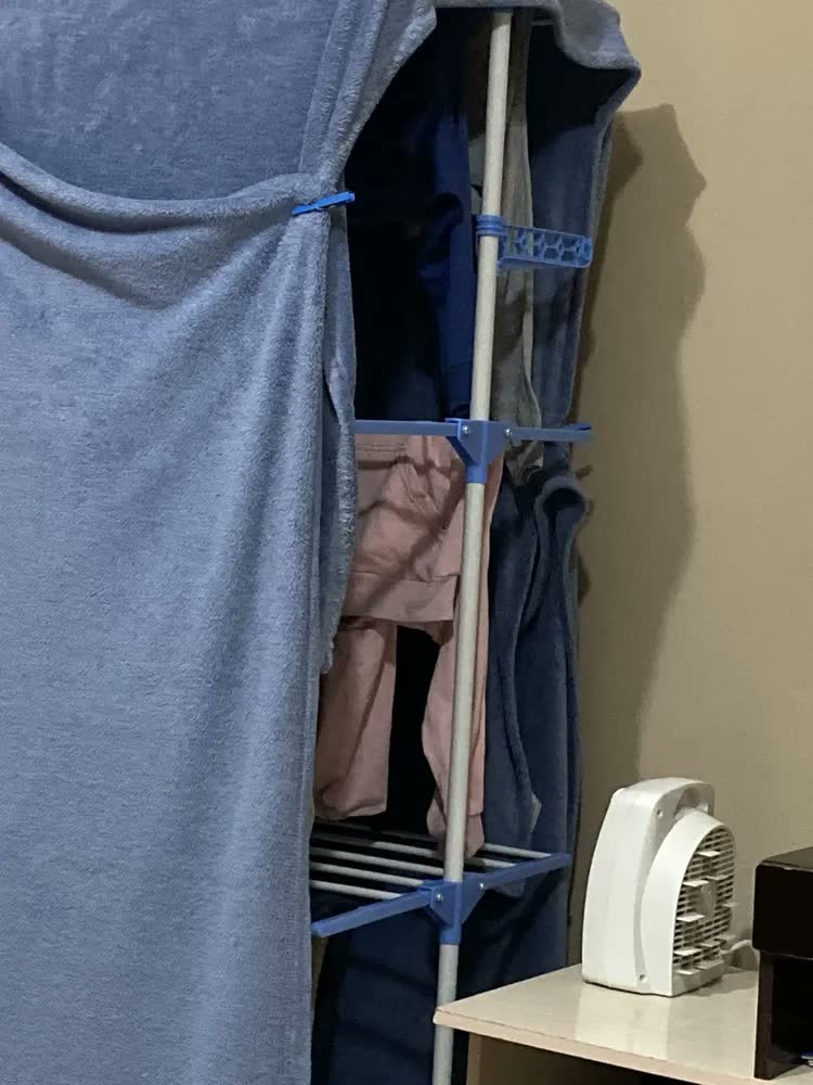 foto de Aquecedor Elétrico Aq100 Com Ventilador Potência De 1800w Função Turbo Warm Branco Kian