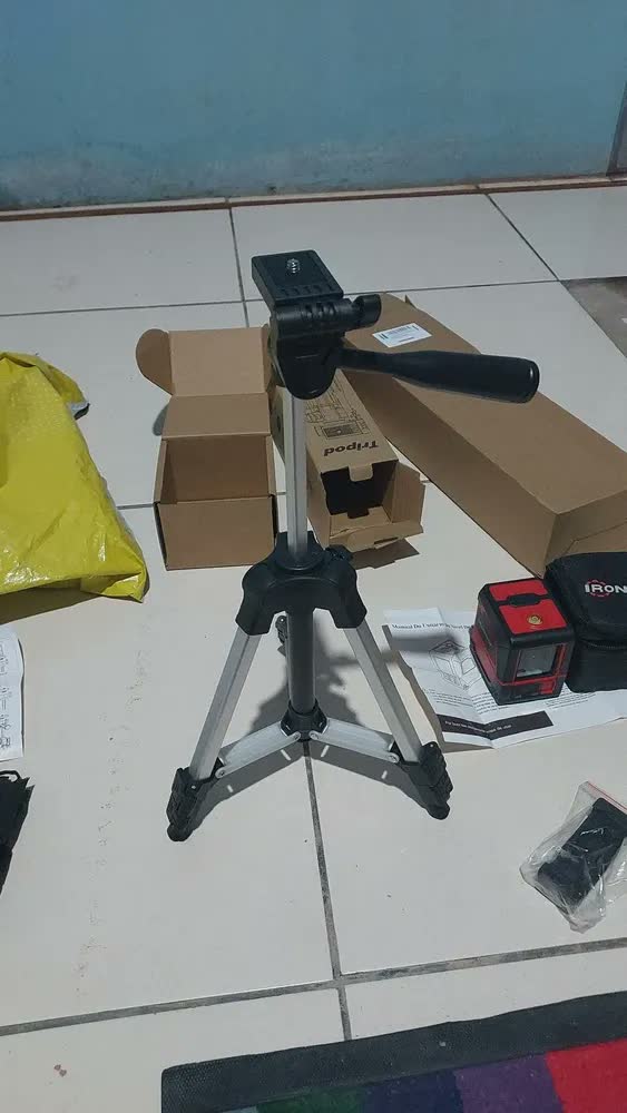 foto de Nivel Laser Verde 2 Linhas Autonivelante Profissional 360 Graus + Tripé