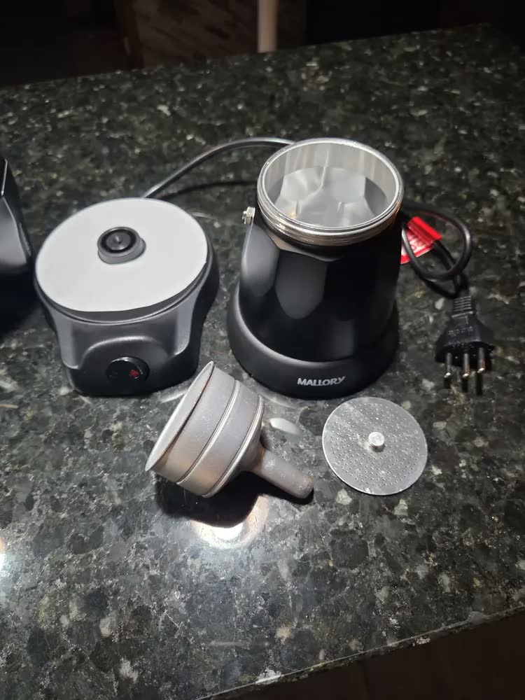 foto de Cafeteira Italiana Elétrica Mallory Essenza 480w 6 Xícaras Preto