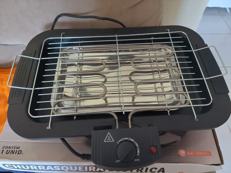 foto de Churrasqueira Elétrica De Mesa 1800w Portátil Preto