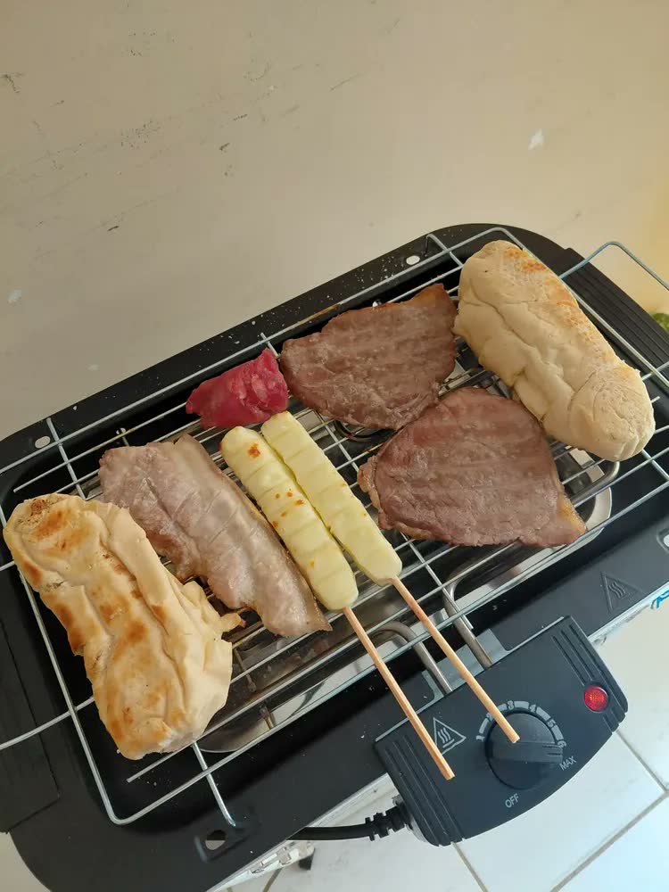foto de Churrasqueira Elétrica De Mesa 1800w Portátil Preto