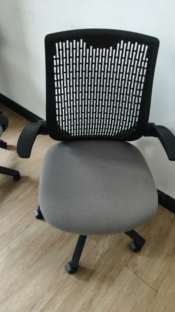 foto de Cadeira De Escritório Ergonômica Axial Pro Confortável 150kg Preto Espuma