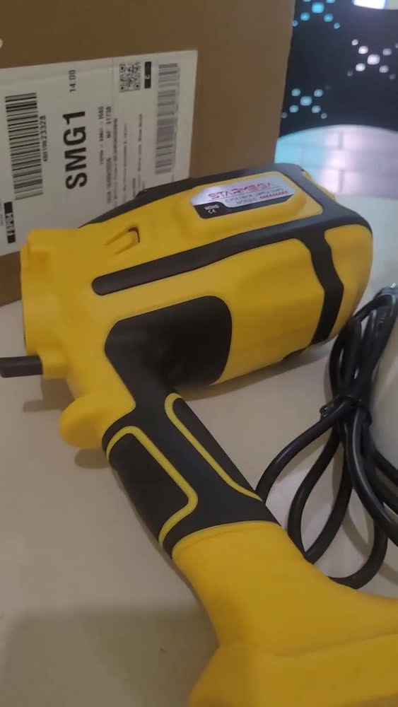 foto de Pistola De Pintura Elétrica Pulverizador Hvlp Led 850w 1,4l Preto E Amarelo