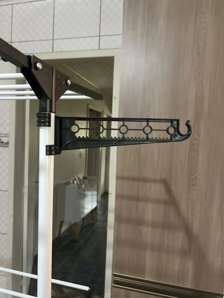 foto de Varal De Chão Grande Roupas 3 Andares Dobrável Vertical Com Rodinhas Para Apartamento Casa Cnc Do Brasil
