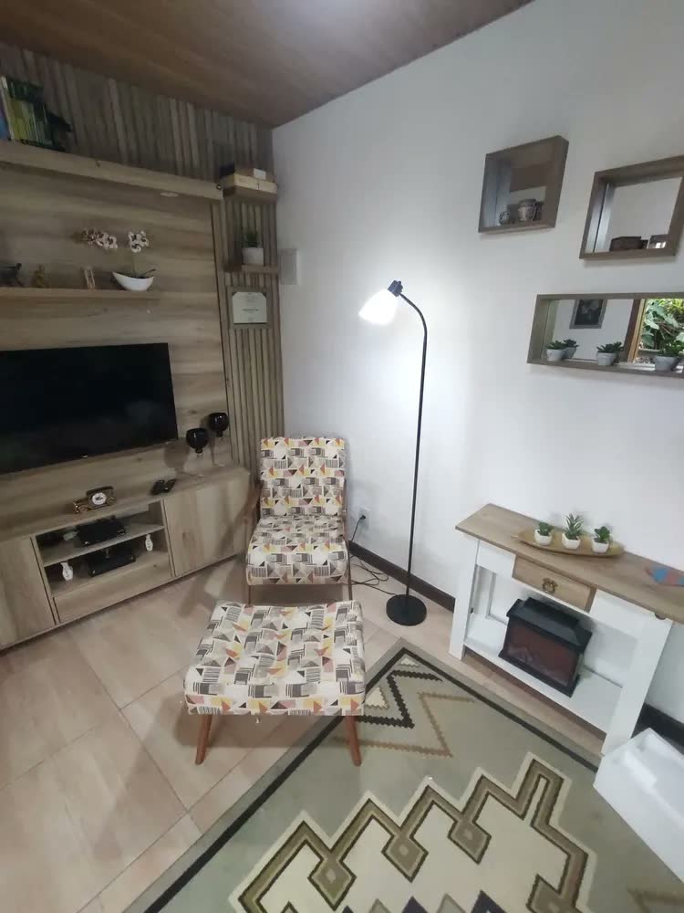 foto de Luminária de Chão Articulada Tieesa, 175 cm, para Leitura e Ambiente, Preta