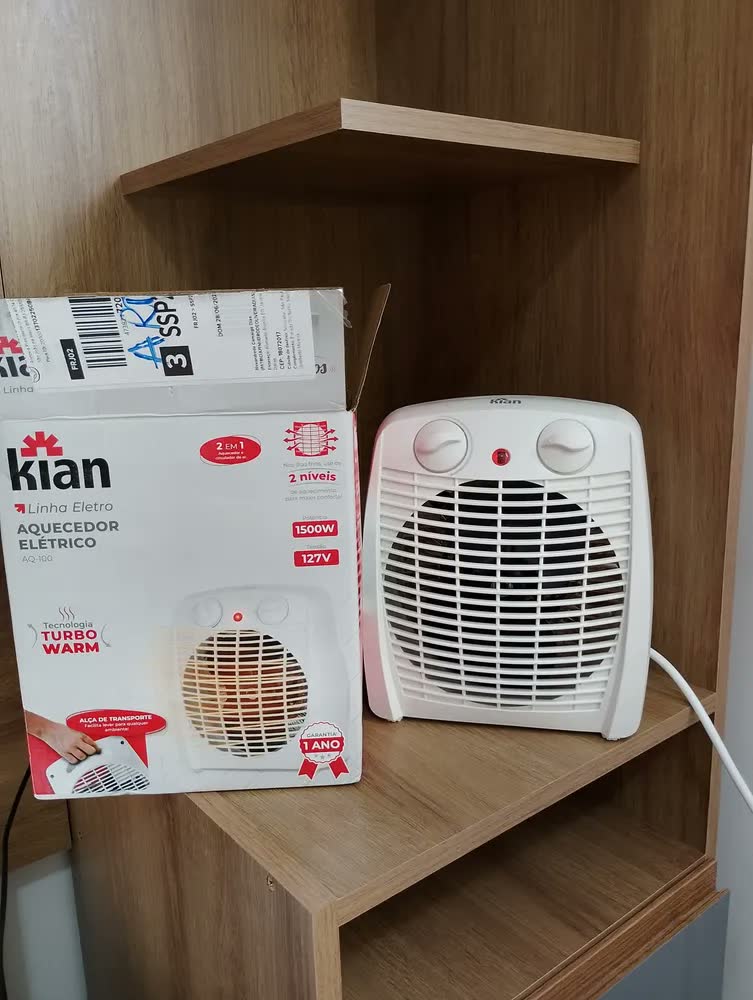 foto de Aquecedor Elétrico 2 Em 1 Kian Branco 1800w Aq100 2 Níveis De Aquecimento + Ventilação