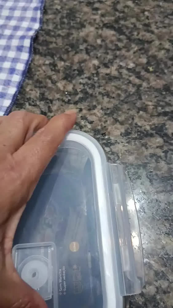 foto de Kit 10 Potes Herméticos De Vidro 400ml 4 Travas Com Válvula De Respiro Marmita Forno Micro-ondas