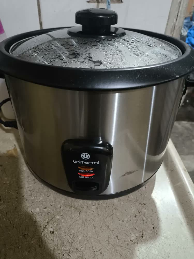 foto de Panela De Arroz Elétrica Unitermi 10 Xicar Inox Antiaderente Prateado