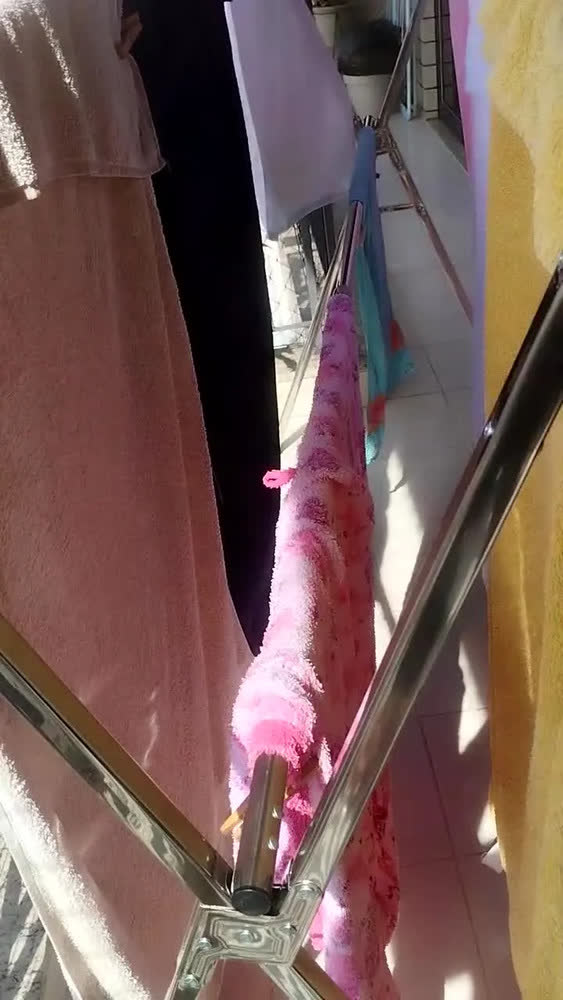 foto de Varal De Chão Roupas Dobrável Grande Aço Inoxidável 60kg