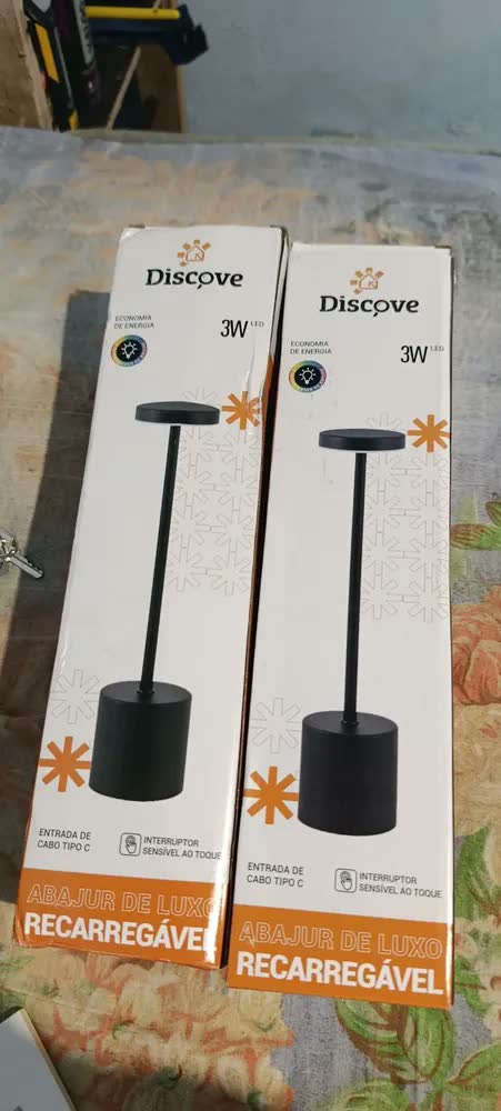 foto de Luminária de Mesa LED Discove Recarregável, Sem Fio, com 3 Cores e Touch