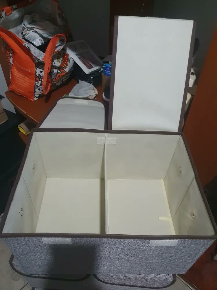 foto de Caixa Organizadora Dobrável Rígida Grande Com Tampa E Alça Off White Bege / Caixa Resistente Lisa