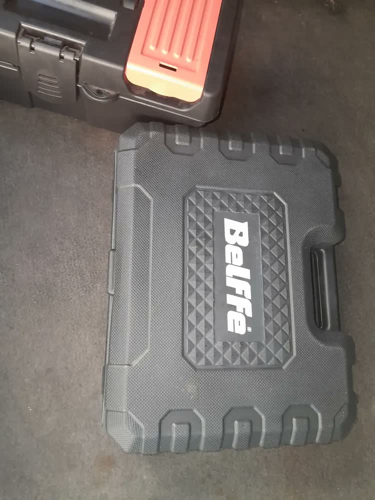 foto de Kit Parafusadeira Furadeira De Impacto 21v Afiador De Broca