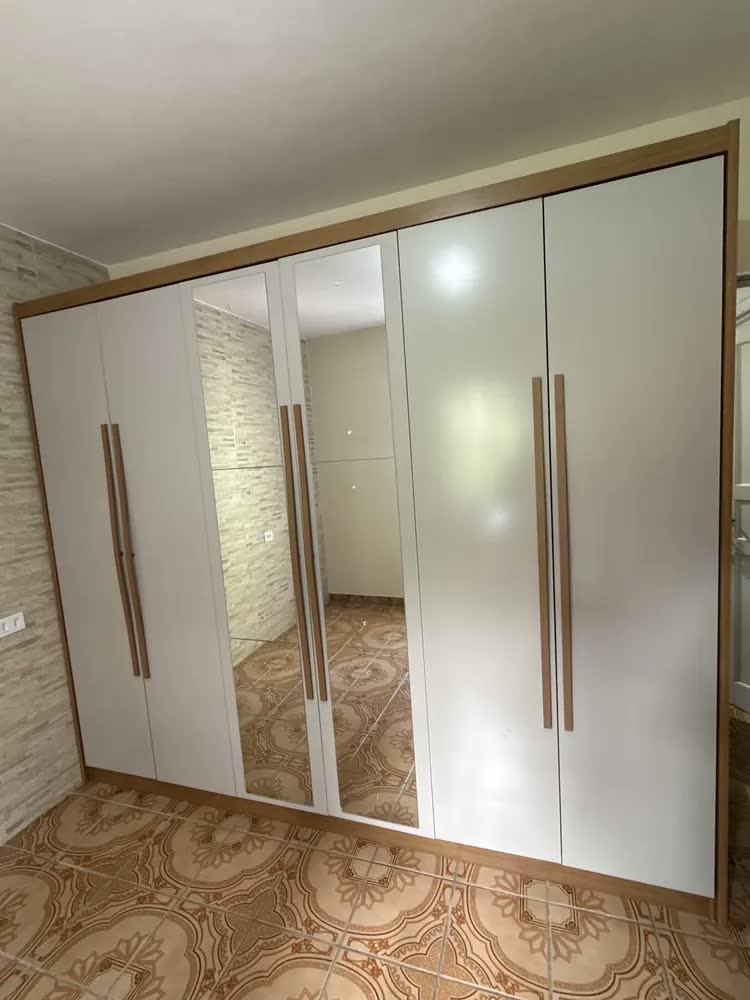 foto de Guarda-Roupa Casal Reno de MDF com 6 Portas, 6 Gavetas e Espelho