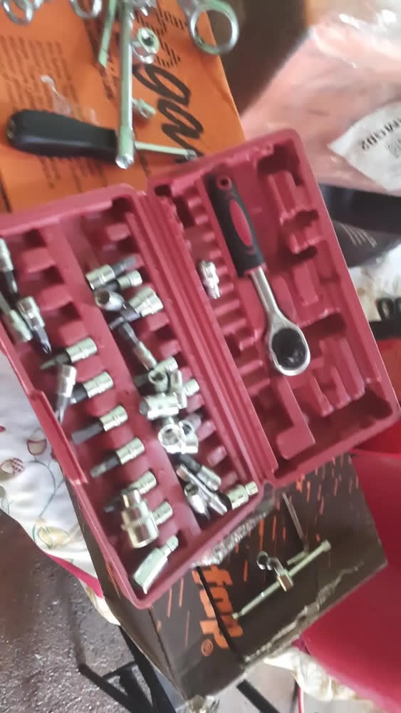 foto de Kit 58 Ferramentas Aço Cr-v Jogo Catraca Reversível Soquete 46pcs + 12 Chaves Combinadas Boca Estrela Cromo Vanádio Xcolds