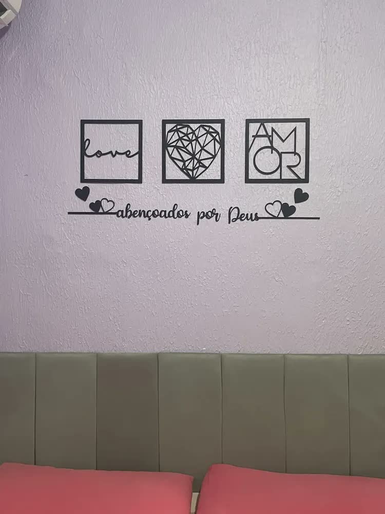 foto de Kit 3 Quadros Cabeceira Frase Abençoados Por Deus +2 Coração Preto