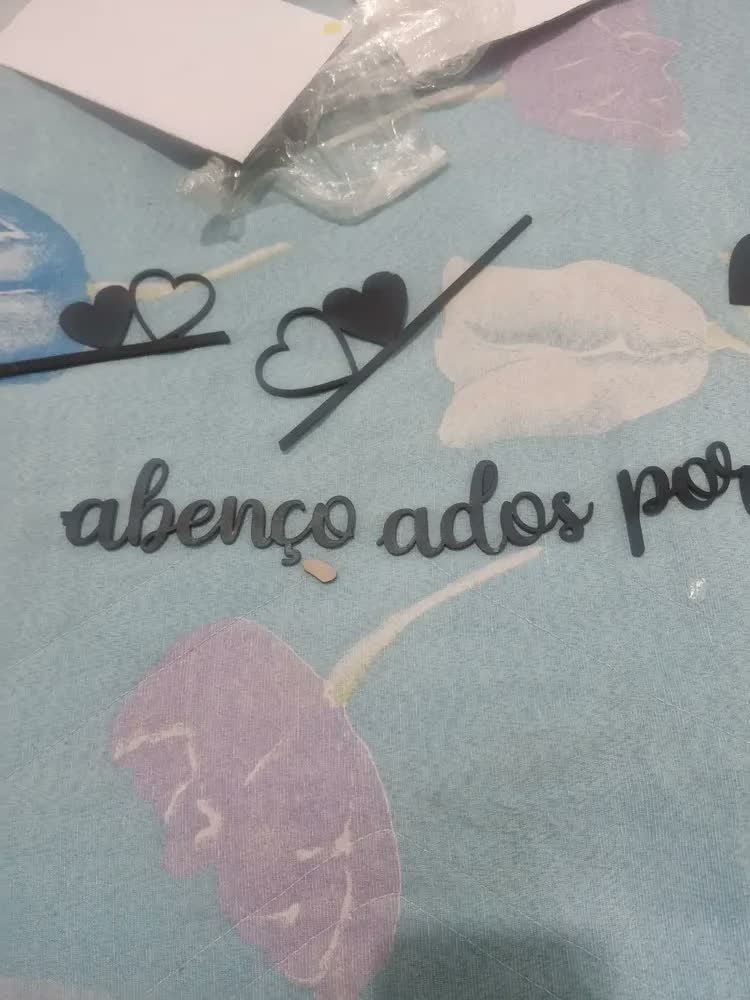 foto de Kit 3 Quadros Cabeceira Frase Abençoados Por Deus +2 Coração Preto