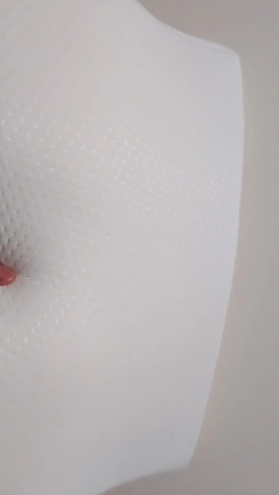 foto de Travesseiro Cervical Alivio Dores No Pescoço Ombros E Coluna Travesseiro Viscoelástico Branco