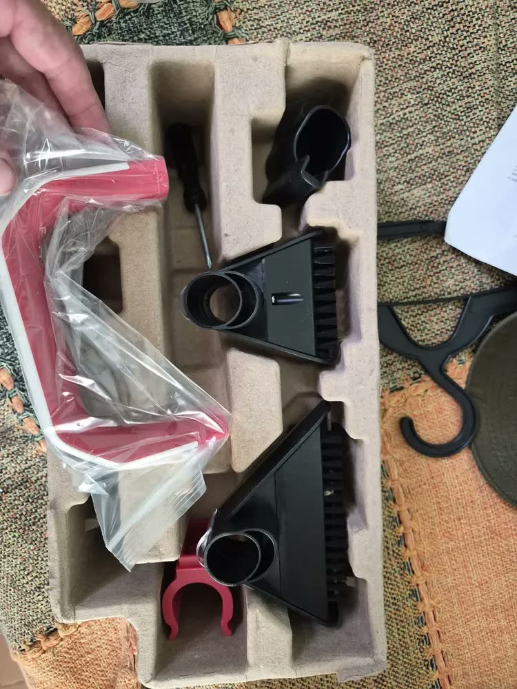 foto de Extratora Higienizadora Portátil 3 em 1 1000W 18kPa Aspirador de Pó e Água Profissional Pulveriza Esfrega Extrai Limpeza Profunda de Sofá Tapete Estofados Colchão Remoção de Pelos Autolimpeza Tanques